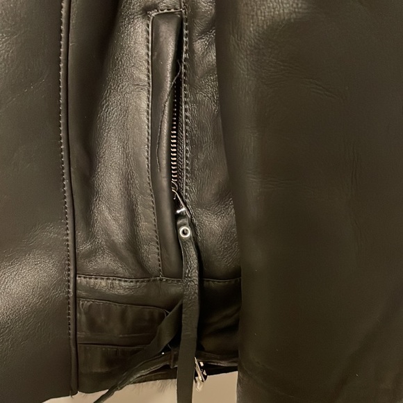 Fox collar shearling jacket - Picture 7 of 16